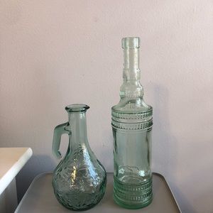 Set of 2 Apothecary Bottles Or Vase